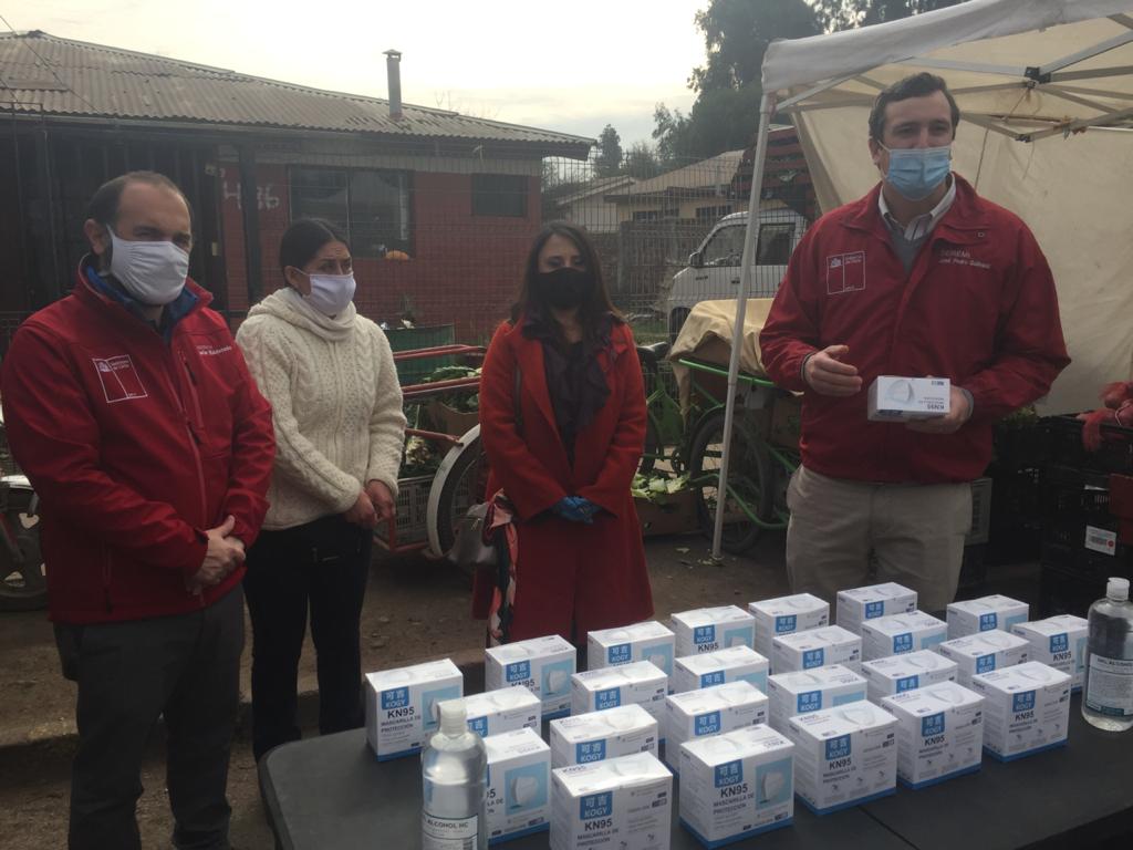 Lee más sobre el artículo 250 feriantes de Batuco recibieron mascarillas donadas por AFIPA