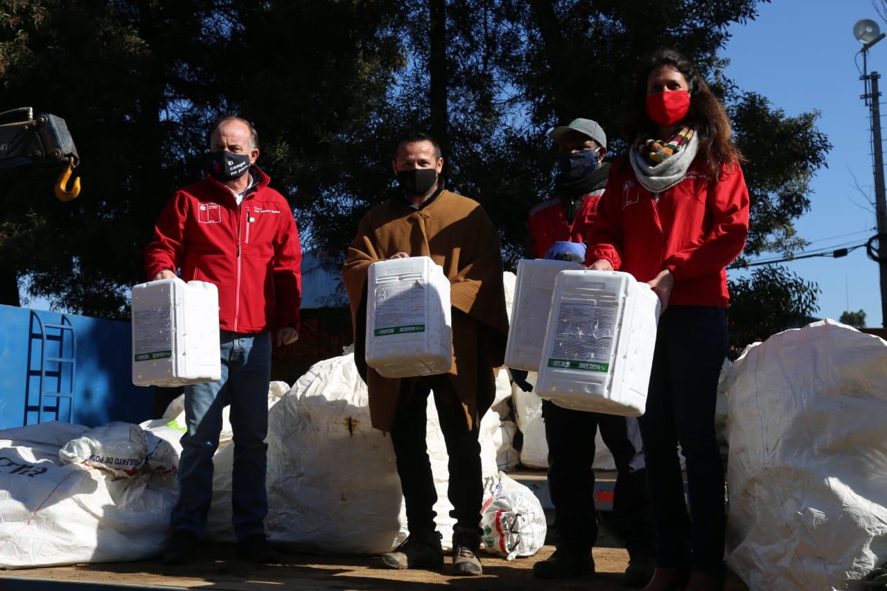 Lee más sobre el artículo Ministro de Agricultura visitó recolección de envases en Río Claro