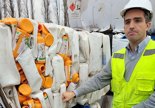 Lee más sobre el artículo Programa CampoLimpio visitó la planta Greenplast para conocer su proceso de reciclaje de plástico rígido
