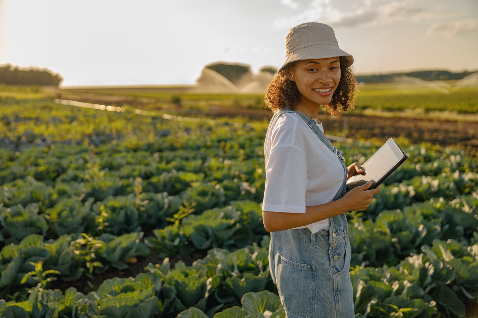 Lee más sobre el artículo Bayer Foundation y Endeavor premian la innovación chilena que conecta a los pequeños agricultores con un futuro hídrico sostenible